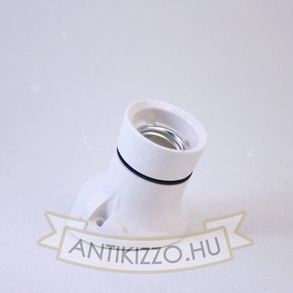 porcelan-foglalat-feher-falra-szerelheto-e27