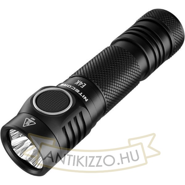 Nitecore Elemlámpa E4K (+1x21700) 4xCREE XP-L2 V6 LED (4400 lumen)